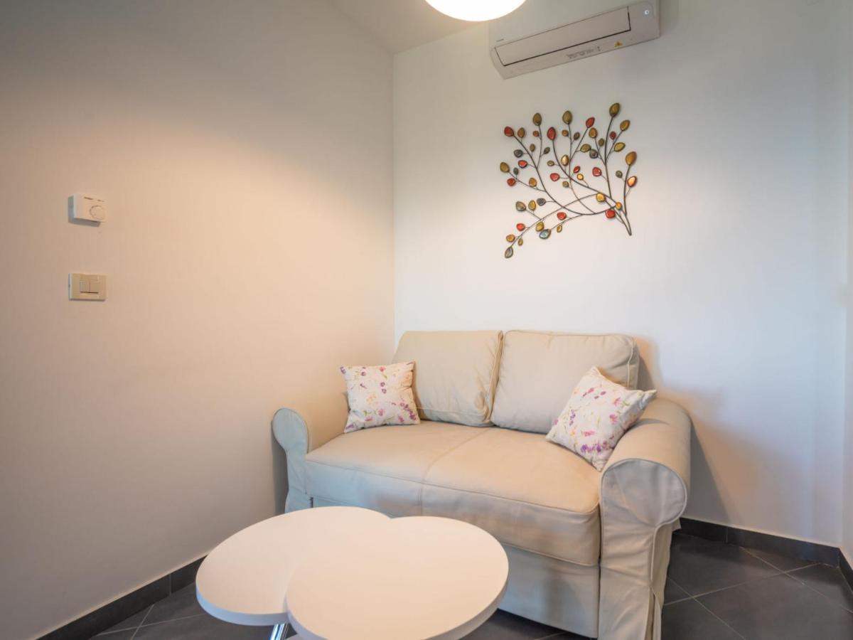 לובראן Apartment Damir By Interhome מראה חיצוני תמונה
